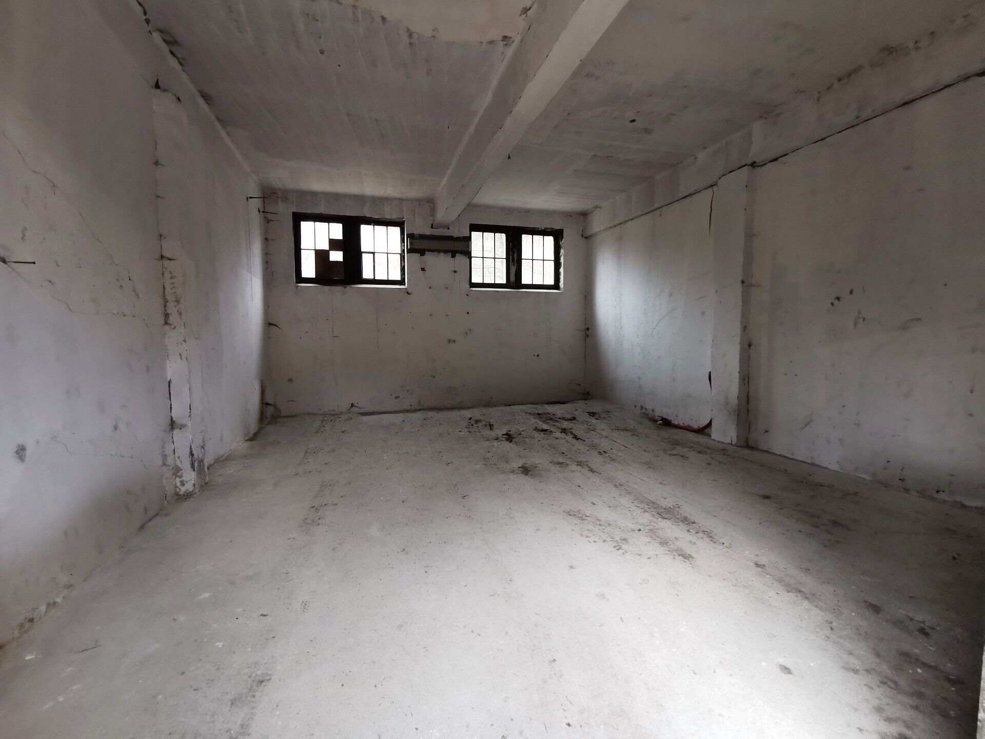 Pronájem malého skladu 57 m2 v přízemí ve Smržovce