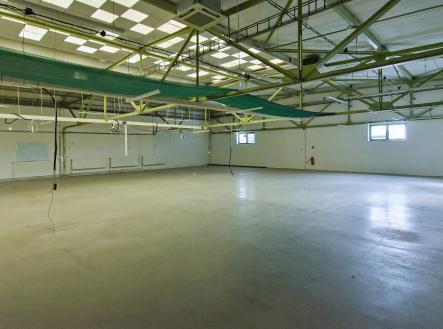 Pronájem skladovací prostor, 1 485 m²