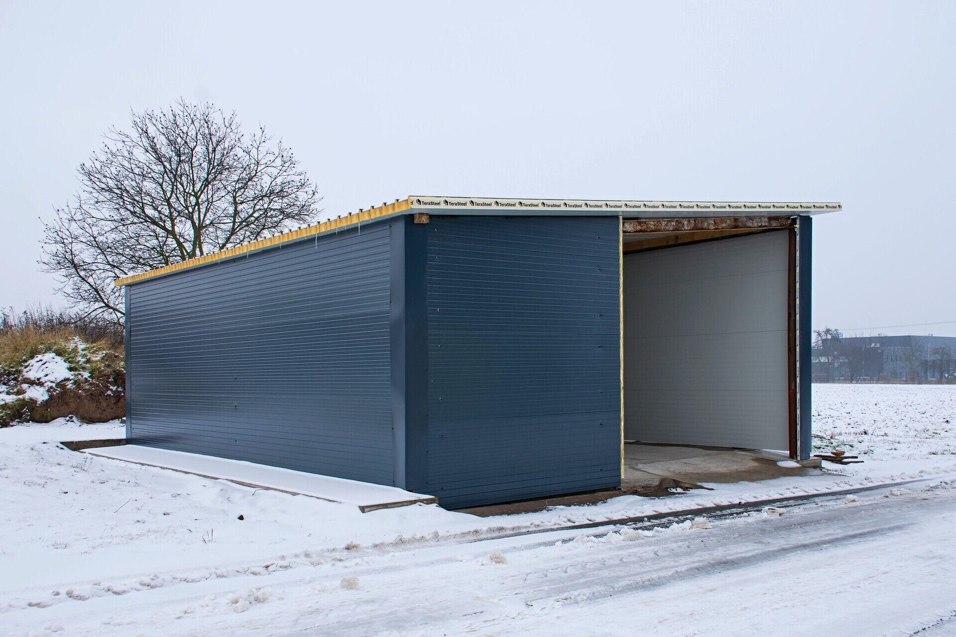 Přízemní sklad (garáž) 65 m2 vedle D11