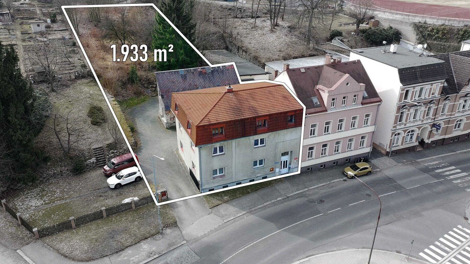 Dům pro bydlení, drobnou výrobu či služby + objekt dílen a velká zahrada