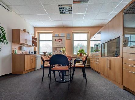 Prodej obchodní prostor