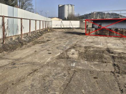 Pronájem pozemku pro komerční výstavbu, 1 300 m²