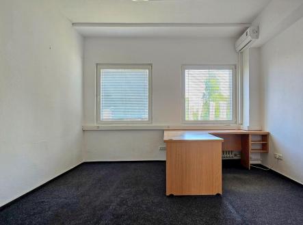 Pronájem kanceláře, 16 m²