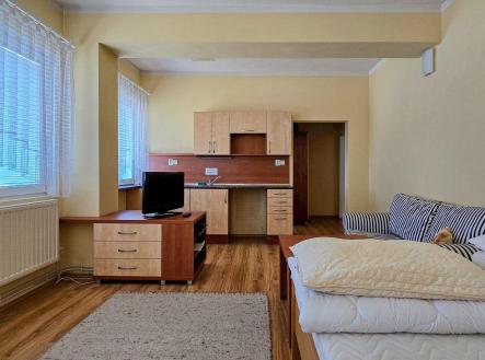 Pronájem kanceláře, 202 m²