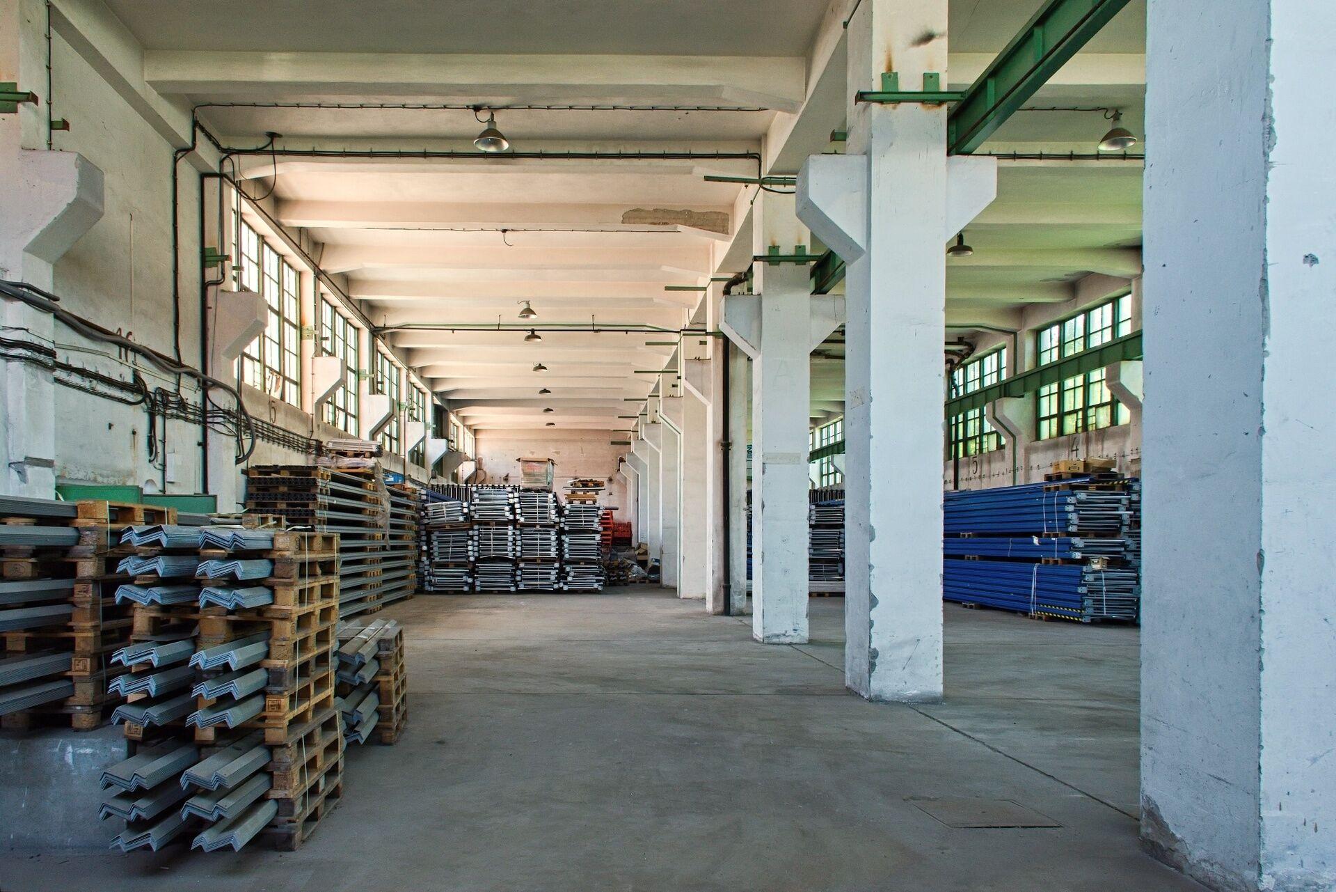 Skladovací hala v Hradci Králové o podlahové ploše cca 1.090 m2