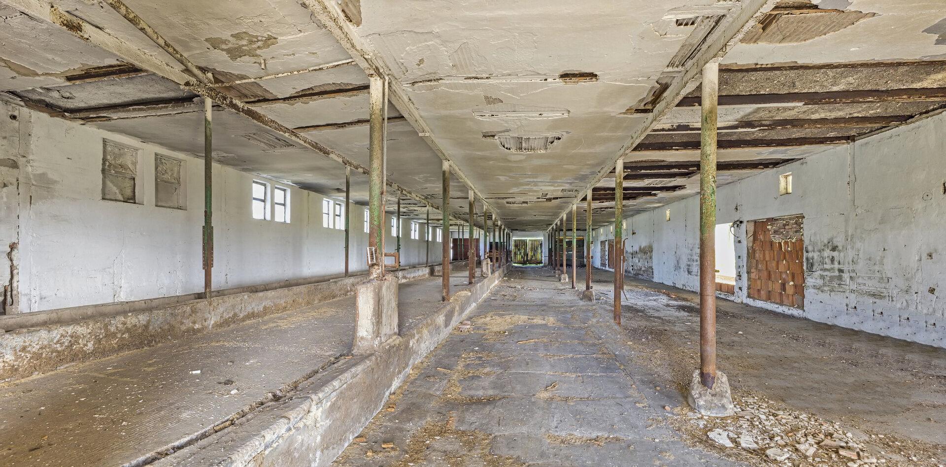 Sklad 750 m2 a venkovní zpevněné plochy 600 m2