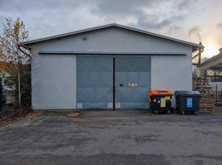 Pronájem skladu, 497 m²