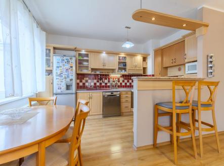 Prodej bytu, 4+1, 97 m²