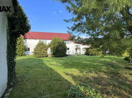 Prodej zemědělského objektu, 7 638 m²