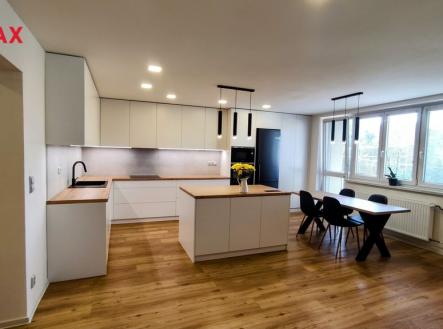 Prodej bytu, 3+kk, 93 m²