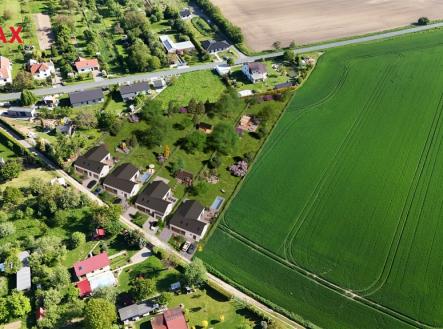 Prodej pozemku pro bydlení, 1 740 m²