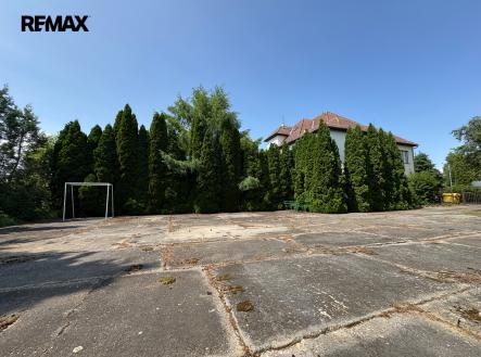 Prodej jiné komerční nemovitosti, 900 m²
