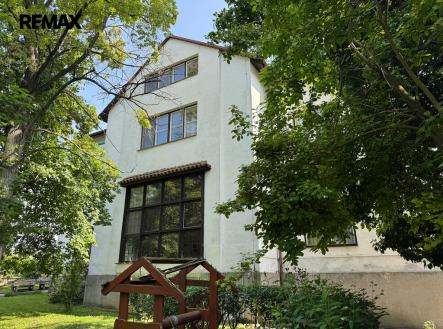 Prodej jiné komerční nemovitosti, 1 551 m²
