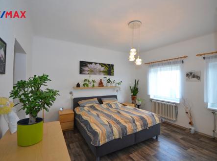 Prodej - dům/vila, 300 m²