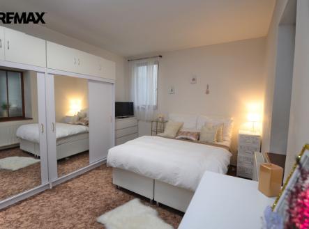 Prodej nájemního domu, 307 m²