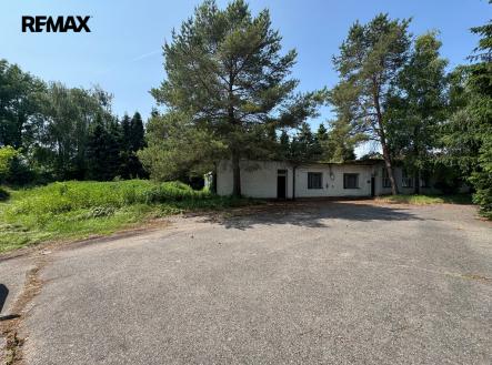 Prodej pozemku pro komerční výstavbu, 4 428 m²