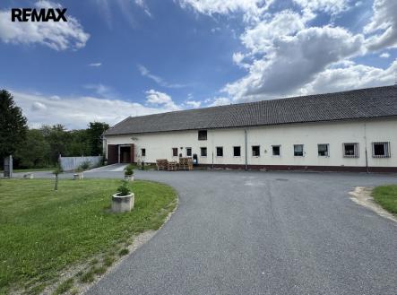 Prodej skladovací prostor, 2 322 m²