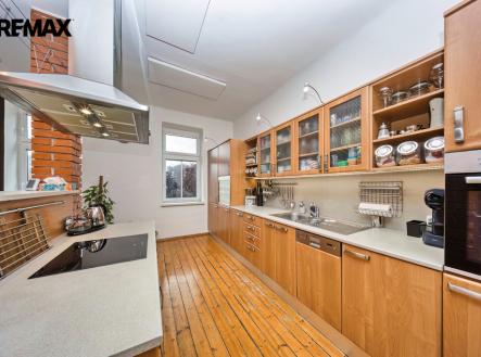 Prodej bytu, 5+1, 214 m²