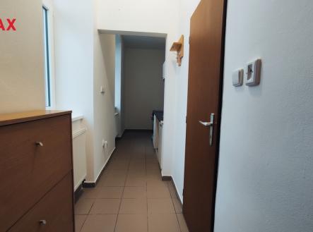 Pronájem bytu, 1+kk, 40 m²