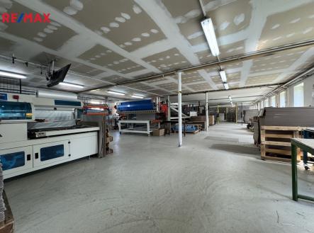 Pronájem výrobní prostor, 2 322 m²