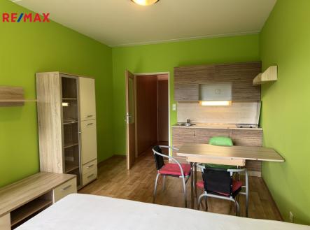 Pronájem bytu, 1+kk, 25 m² obrázek