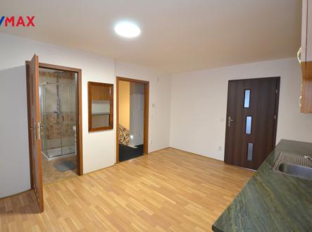 Pronájem bytu, 2+kk, 42 m²