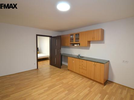 Pronájem bytu, 2+kk, 42 m²