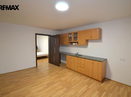 Pronájem bytu, 2+kk, 42 m²