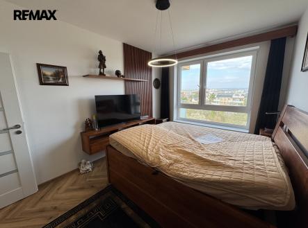 Pronájem bytu, 2+kk, 55 m²