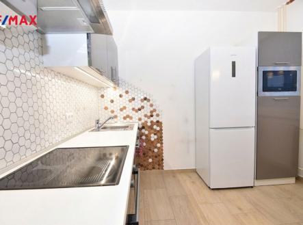 Pronájem bytu, 2+1, 57 m²