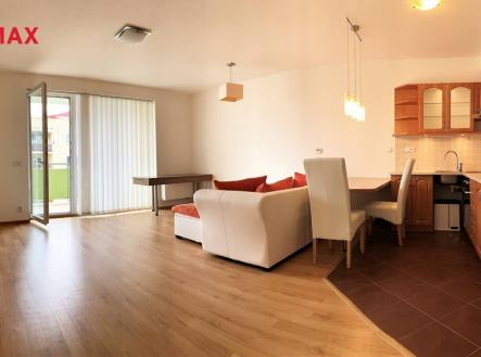 Pronájem bytu, 1+kk, 45 m²