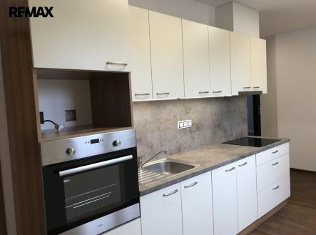 Pronájem bytu, 3+1, 70 m²