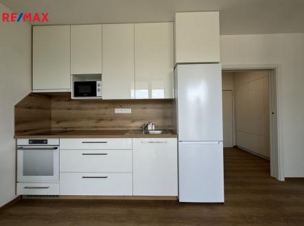 Pronájem bytu, 1+kk, 27 m²