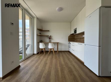 Pronájem bytu, 1+kk, 27 m²