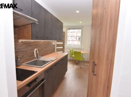 Pronájem bytu, 2+1, 56 m²