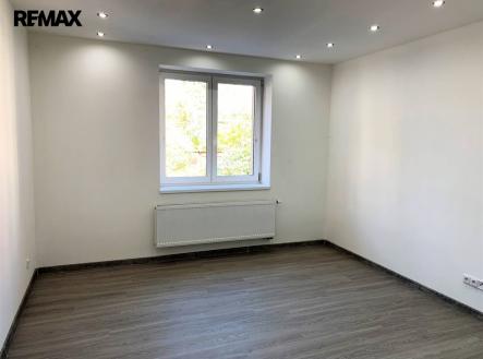 Pronájem bytu, 2+1, 70 m²