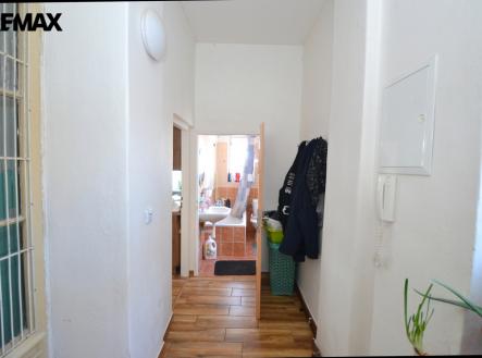 Pronájem bytu, 2+1, 73 m²