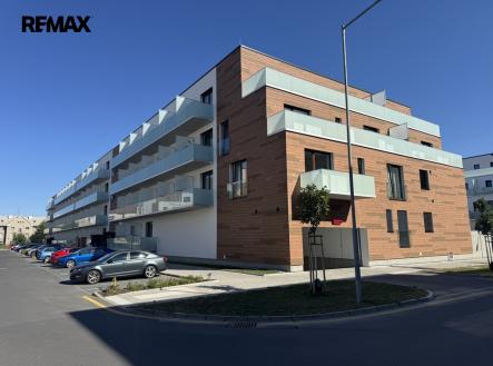 Pronájem bytu, 1+kk, 38 m²