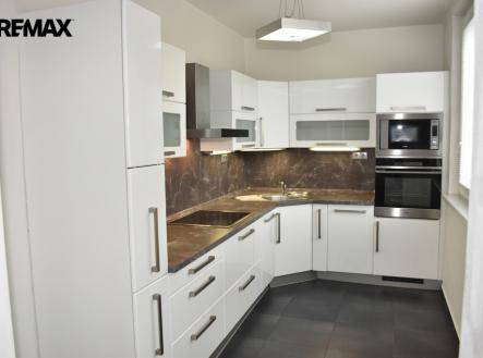 Pronájem bytu, 3+1, 78 m²