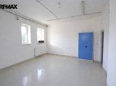 Pronájem kanceláře, 75 m²