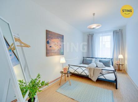 Pronájem bytu, 3+kk, 72 m²