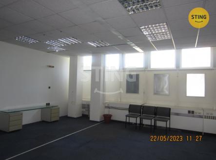 Pronájem obchodní prostor, 112 m²