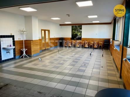 Pronájem skladovací prostor, 130 m²