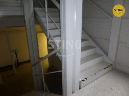 Pronájem skladovací prostor, 1 095 m²