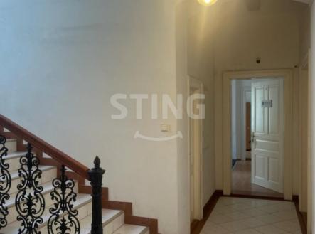 Pronájem kanceláře, 90 m²