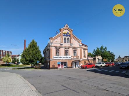 Prodej - komerční objekt, obchodní centrum, 1 143 m²