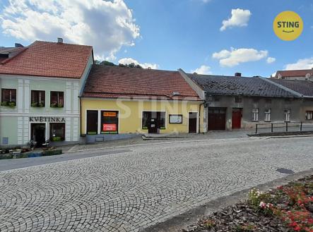 Prodej - komerční objekt, nákupní středisko, 210 m²