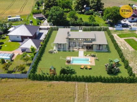 Prodej pozemku pro bydlení, 1 653 m²