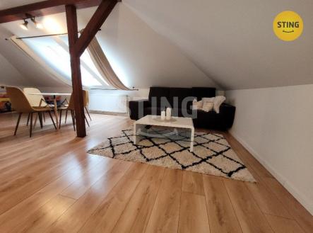 Pronájem bytu, 2+kk, 77 m²