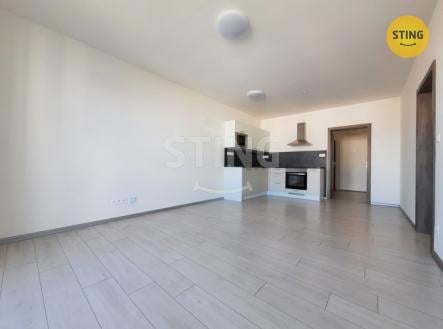 Pronájem bytu, 2+kk, 57 m²